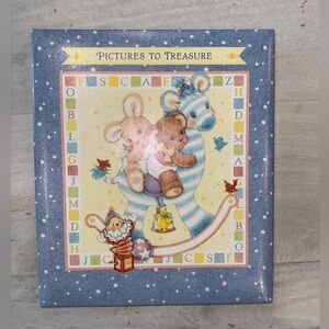 Hallmark Baby Pictures to Treasure Create-Your-Own Post Bound Album Book